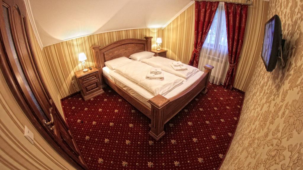 База Відпочинку Ельдорадо Солочин Екстер'єр фото